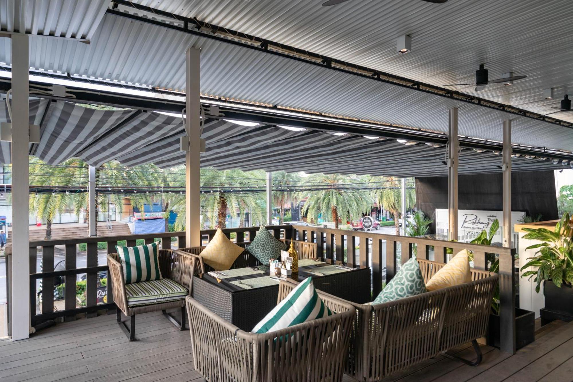 โรงแรม ฮอลิเดย์ รีสอร์ต กระบี่ อ่าวนาง บีช - โรงแรมในเครือ Ihg