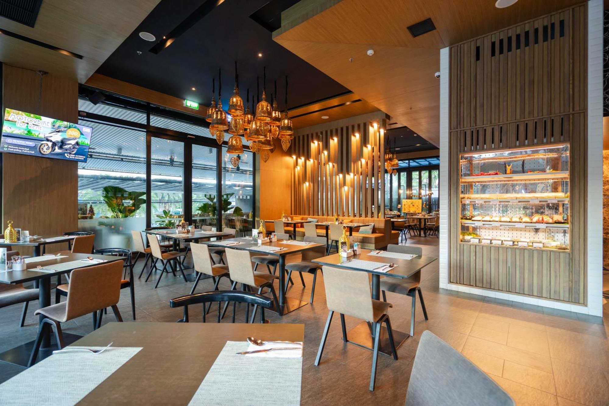 โรงแรม ฮอลิเดย์ รีสอร์ต กระบี่ อ่าวนาง บีช - โรงแรมในเครือ Ihg 4*